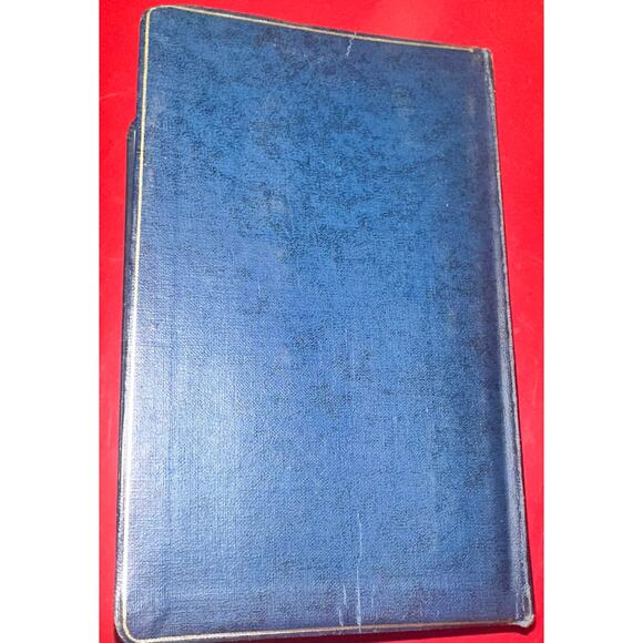 1956 "The Merck Manual of Diagnosis & Therapy" Ninth Edition Reference Book - Picture 2 of 5